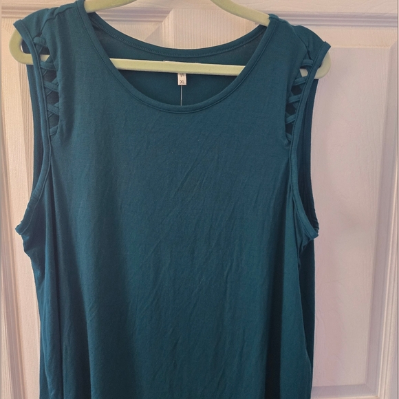 Maurices Tops - Women's Teal Tank Top